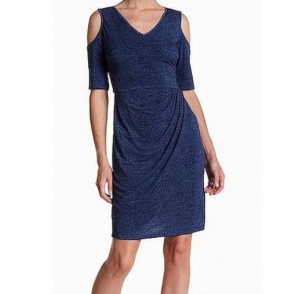 Maggy London Dresses & Skirts - Maggy London Stretchy Chambray Cold Shoulder Dress